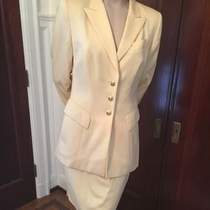 Pretty Escada skirt suit in pale lemon yellow